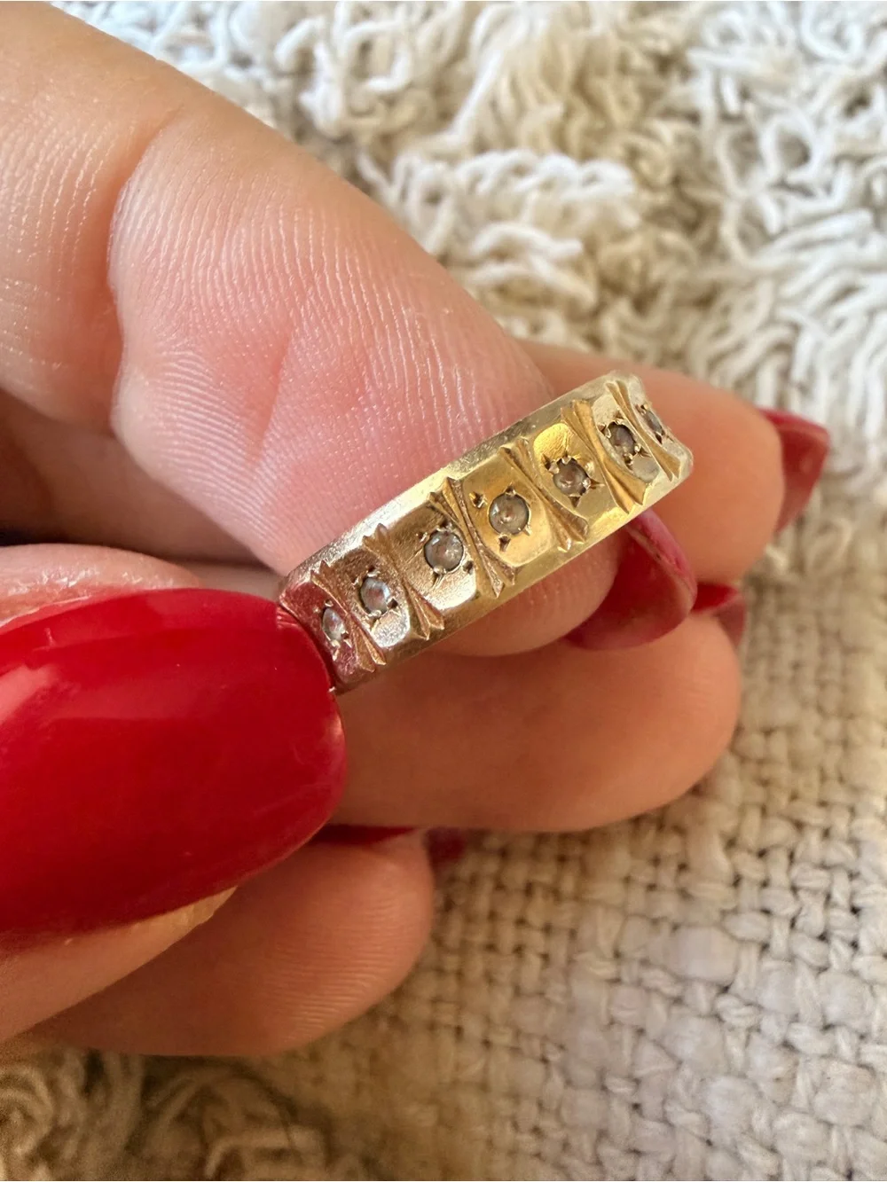 9k gold vintage paste eternity ring